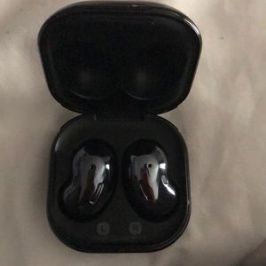 Samsung - Galaxy Buds Live True Wireless Earbud Headphones - Black